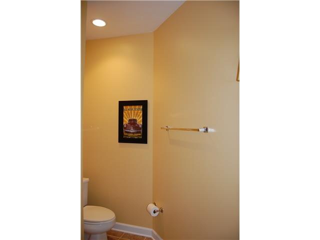 1152 Falcon Ridge Indianapolis, IN 46280 - Photo 18 of 24 Gallery Image 18