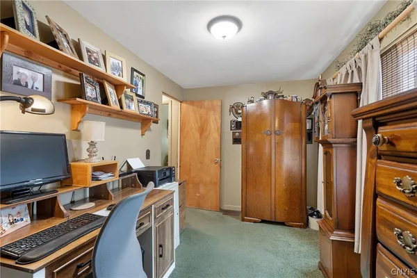 $209,900 | 204 Stonefield Road, Onondaga, NY 13205