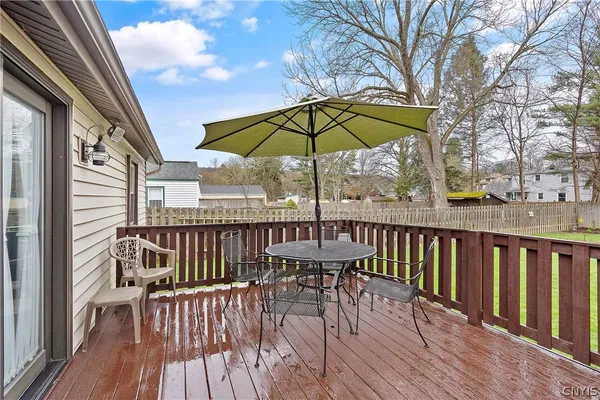 $209,900 | 204 Stonefield Road, Onondaga, NY 13205