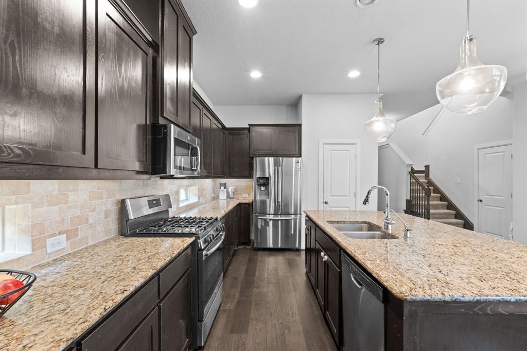 1416 Huntsman Ridge Lane Arlington, TX 76005 - Photo 12 of 40