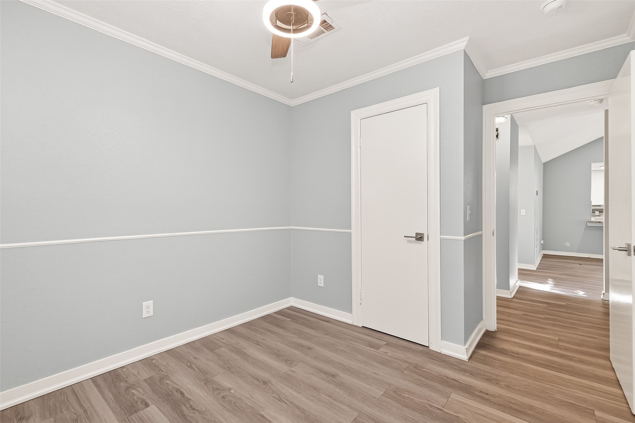 9507 Secretariat Drive Houston, TX 77065 - Photo 32 of 41 wooden floor in an empty room