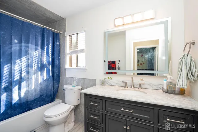 $3,000 | 58 Park Gate Drive, Edison, NJ 08820