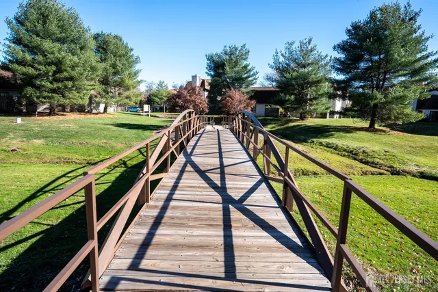 $3,000 | 58 Park Gate Drive, Edison, NJ 08820