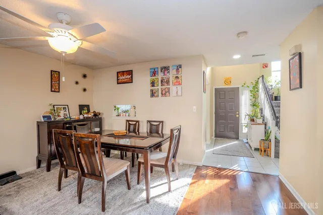 $3,000 | 58 Park Gate Drive, Edison, NJ 08820