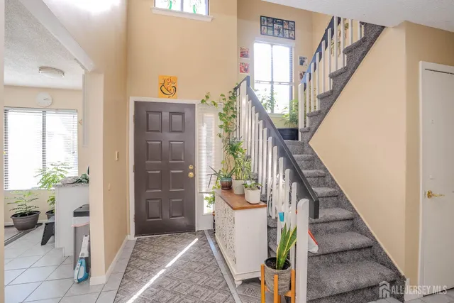 $3,000 | 58 Park Gate Drive, Edison, NJ 08820