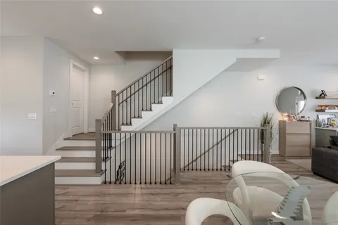 a view of a multi story building