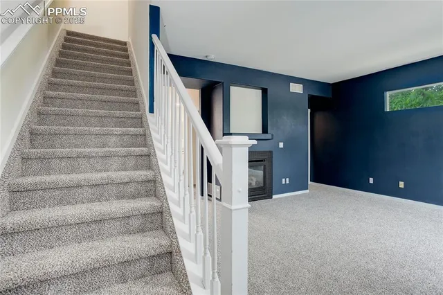 a view of entryway and hall