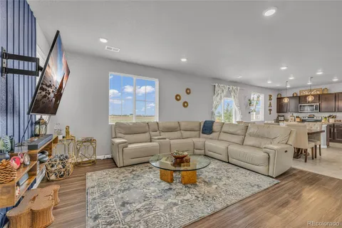 $538,000 | 5433 Bauer Drive, Longmont, CO 80504