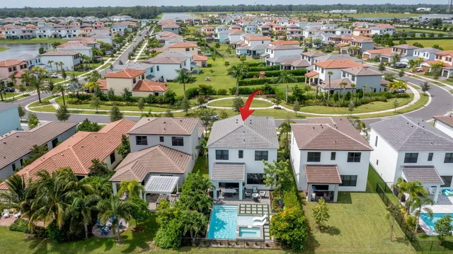 a view of a garden and lake