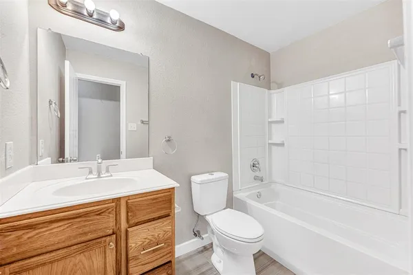 $2,500 | 10059 Wake Bridge Drive, Frisco, TX 75035