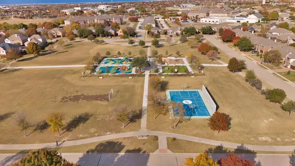 $2,500 | 10059 Wake Bridge Drive, Frisco, TX 75035