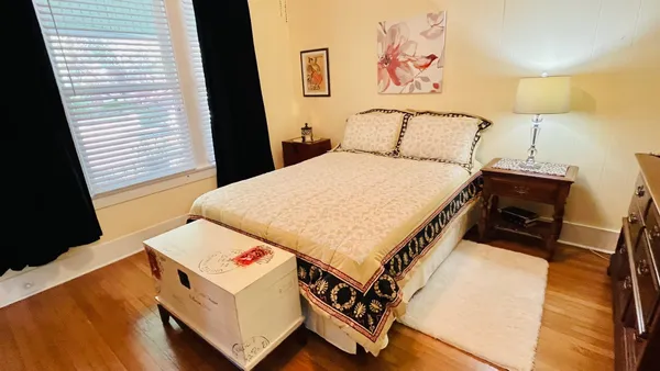 $2,300 | 4623 Avenue N 1/2 Rear, Galveston, TX 77551