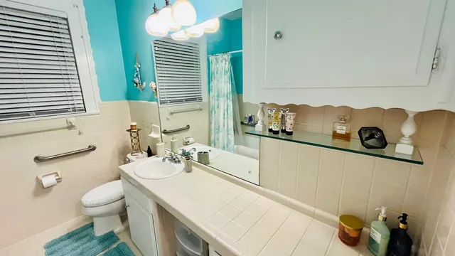 $2,400 | 4623 Avenue N 1/2 Rear, Galveston, TX 77551