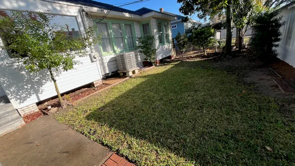 $2,300 | 4623 Avenue N 1/2 Rear, Galveston, TX 77551