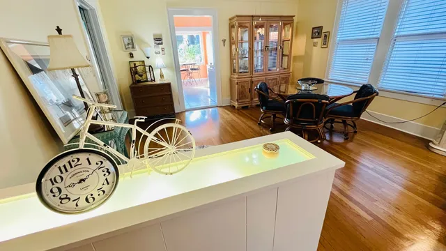 $2,400 | 4623 Avenue N 1/2 Rear, Galveston, TX 77551