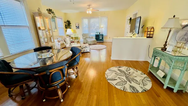 $2,300 | 4623 Avenue N 1/2 Rear, Galveston, TX 77551