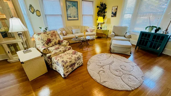 $2,300 | 4623 Avenue N 1/2 Rear, Galveston, TX 77551