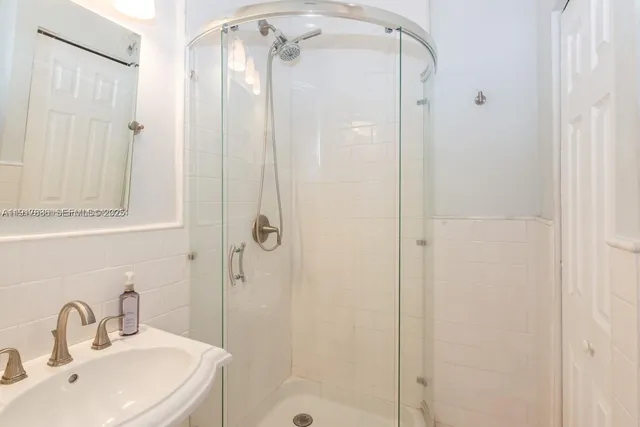 $1,495,000 | 1225 Tangier Street, Coral Gables, FL 33134