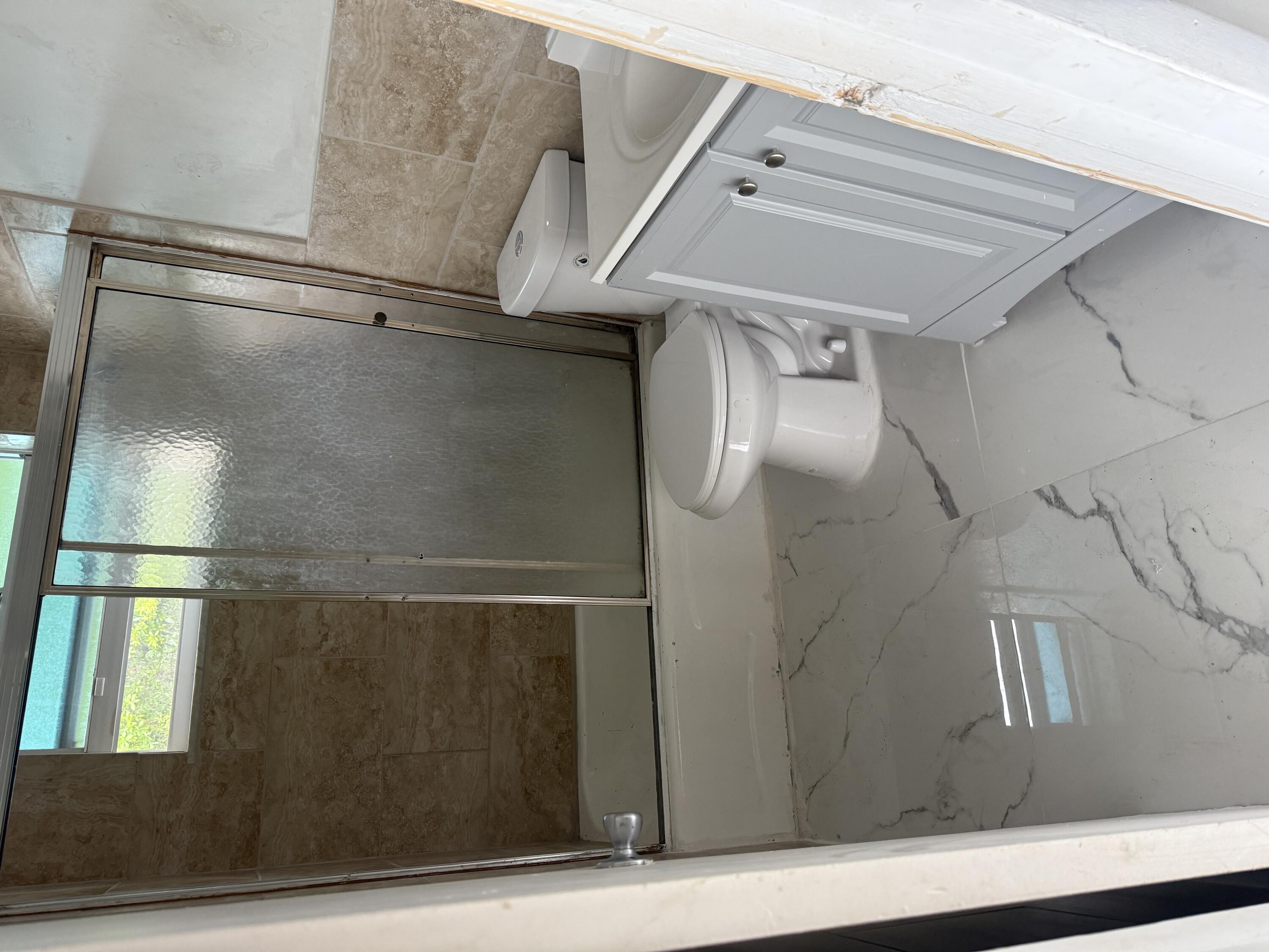 6019 Hayes Street Hollywood, FL 33021 - Photo 7 of 14 IMG_3618