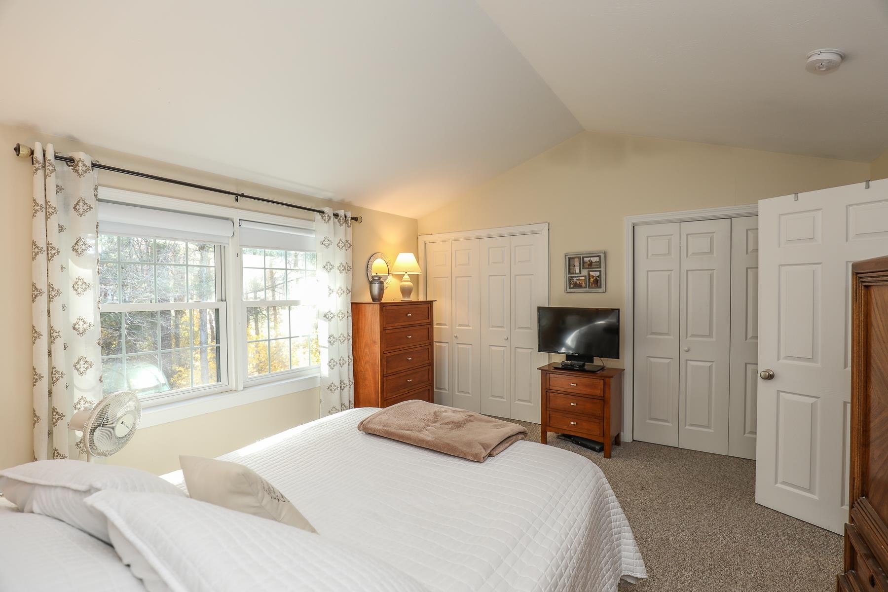 186 Winding Pond Road Londonderry, NH 03053 - Photo 19 of 32 Gallery Image 19