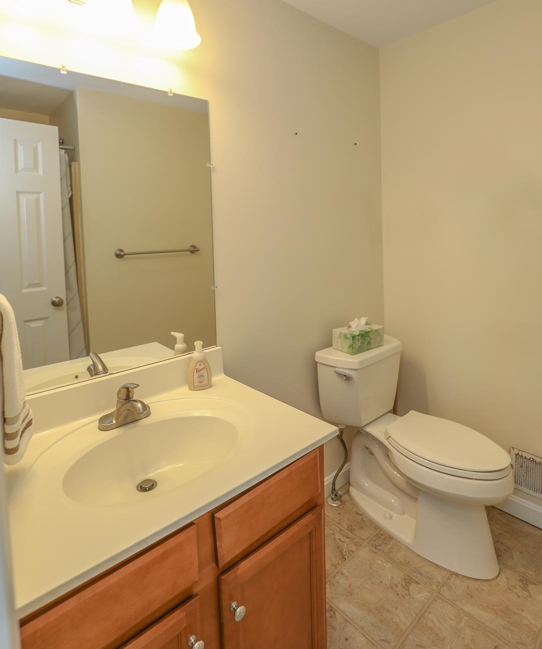 186 Winding Pond Road Londonderry, NH 03053 - Photo 25 of 32 Gallery Image 25