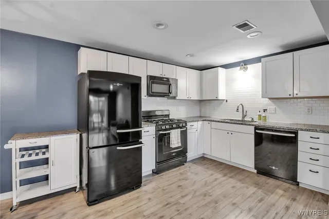 $179,900 | 770 West Ferry Street, Unit 23A, Buffalo, NY 14222