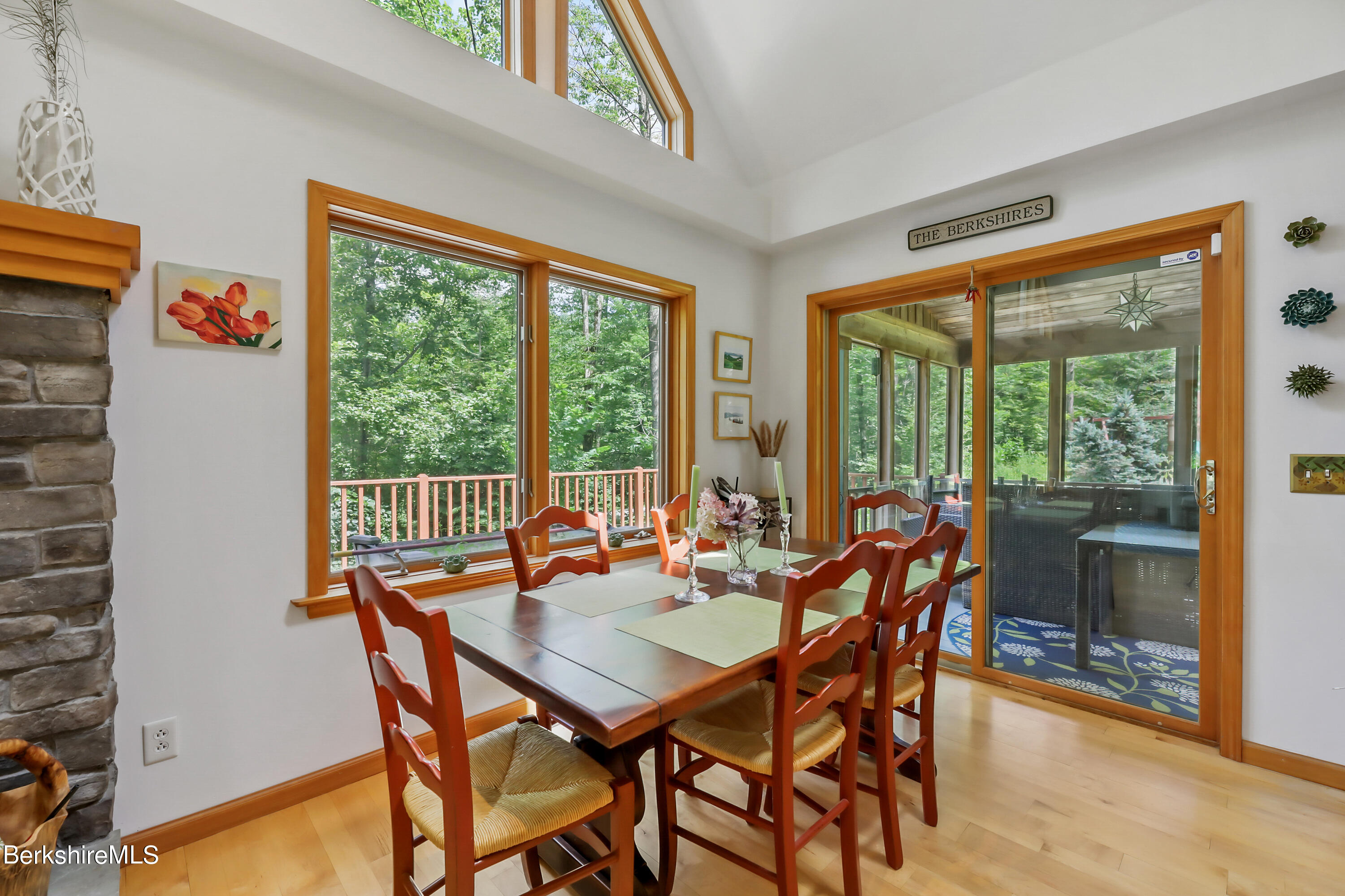 67 Cherokee Road Becket, MA 01223 - Photo 12 of 37 27 Dining Room