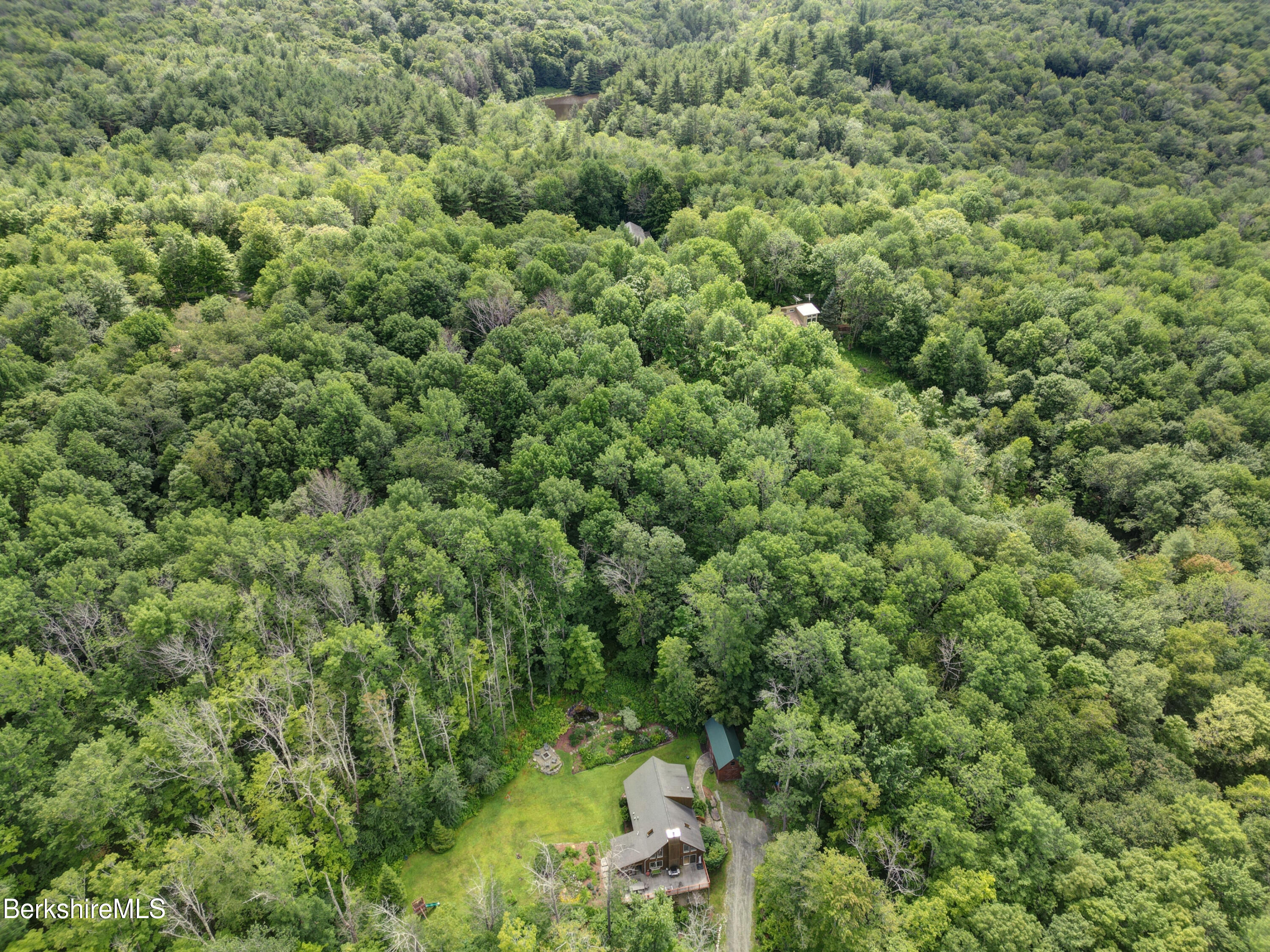 67 Cherokee Road Becket, MA 01223 - Photo 35 of 37 910 Aerial View