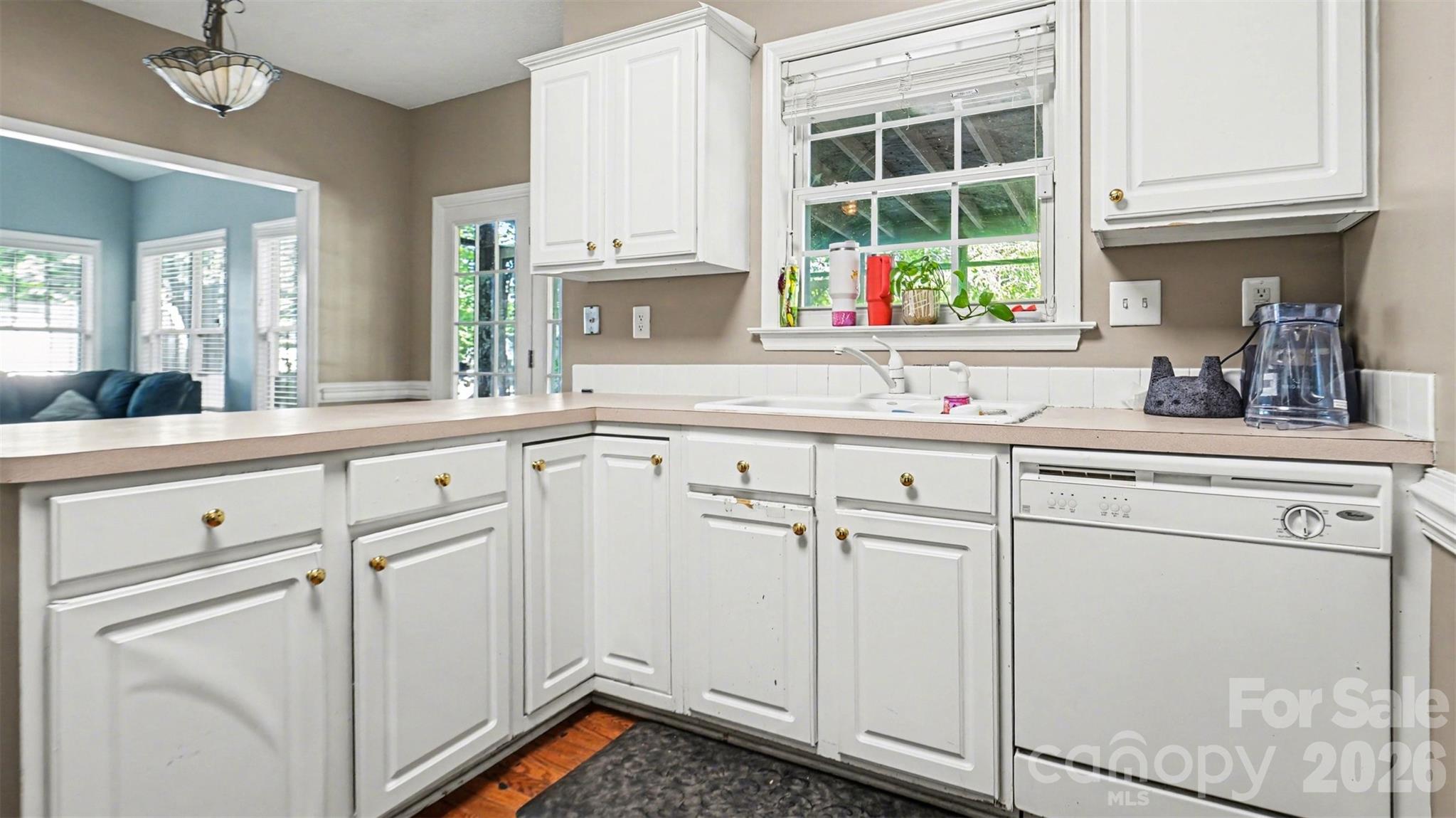 1515 Klompen Road Kernersville, NC 27284 - Photo 8 of 22