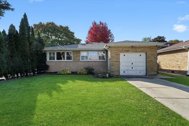 $545,000 | 3801 Sherwin Avenue, Lincolnwood, IL 60712