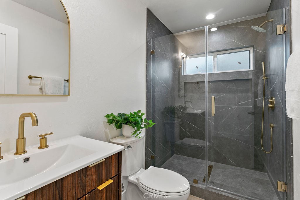 6091 Navajo Road Westminster, CA 92683 - Photo 14 of 44 Main House- Downstairs Hall Bathroom