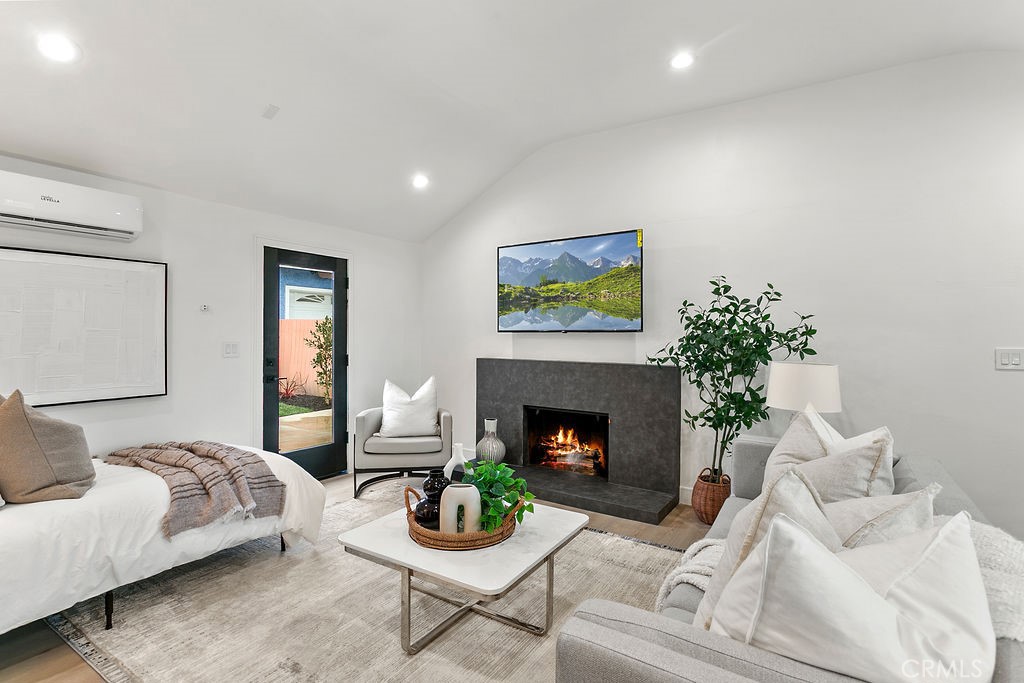 6091 Navajo Road Westminster, CA 92683 - Photo 26 of 44 Jr. ADU- raised ceiling