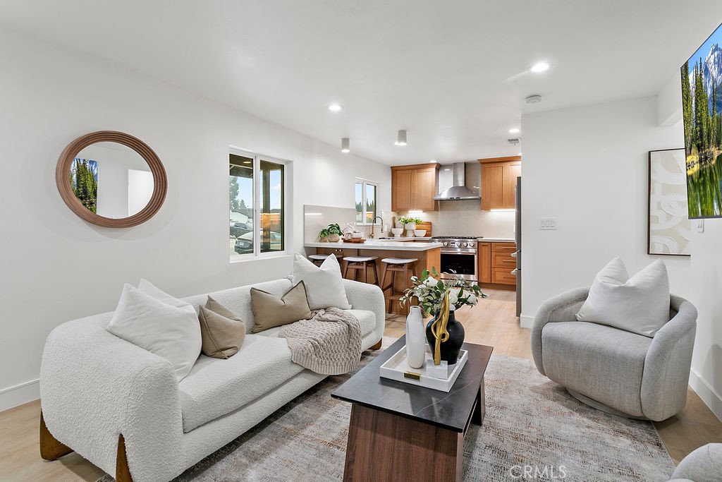 6091 Navajo Road Westminster, CA 92683 - Photo 6 of 44 Main House- Living Room