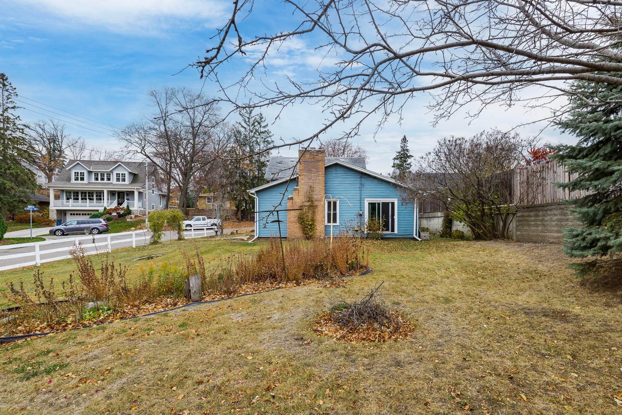 130 Grove Street Excelsior, MN 55331 - Photo 6 of 13 Gallery Image 6