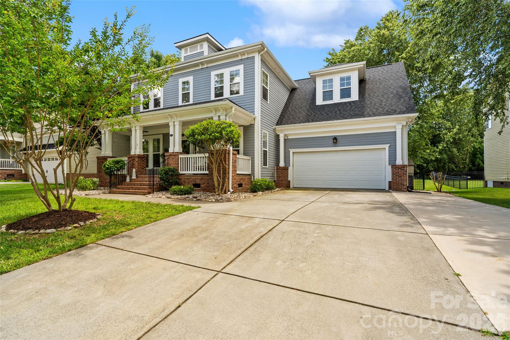 411 Shoreline Parkway Tega Cay, SC 29708 - Photo 2 of 47