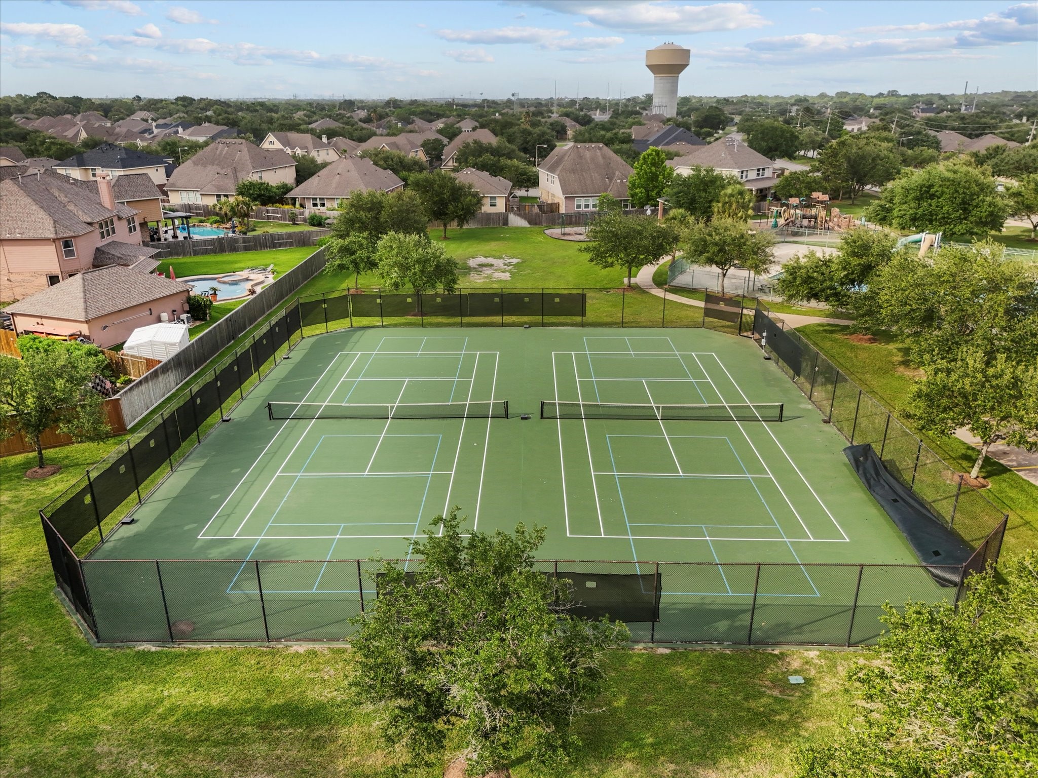 2965 Rustic Pier Lane League City, TX 77573 - Photo 47 of 50 Community Tennis Courts