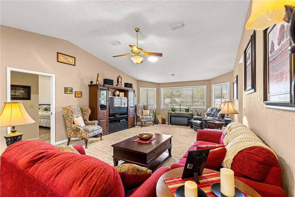 11620 Southwest 84th Avenue Road Ocala, FL 34481 - Photo 6 of 48 Gallery Image 6