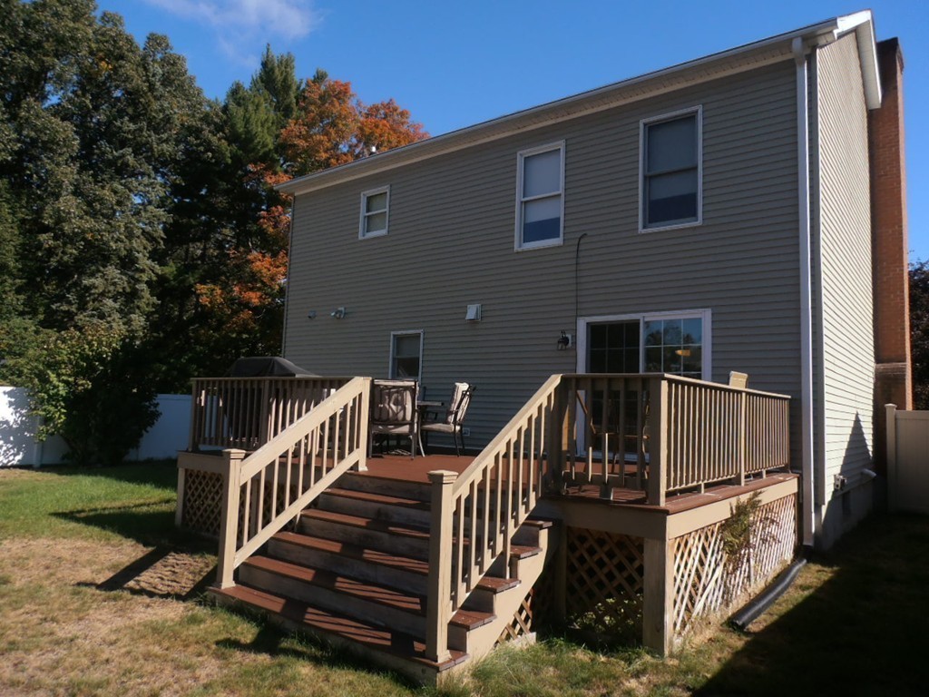 148 Benz Street Springfield, MA 01118 - Photo 23 of 25