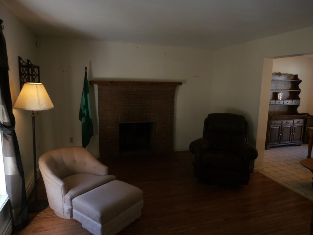 148 Benz Street Springfield, MA 01118 - Photo 9 of 25