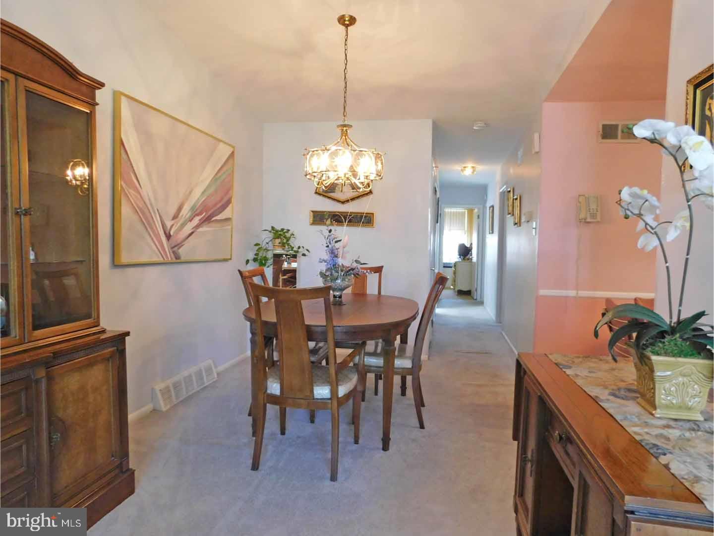 412 Densmore Road Philadelphia, PA 19116 - Photo 11 of 24 Gallery Image 11