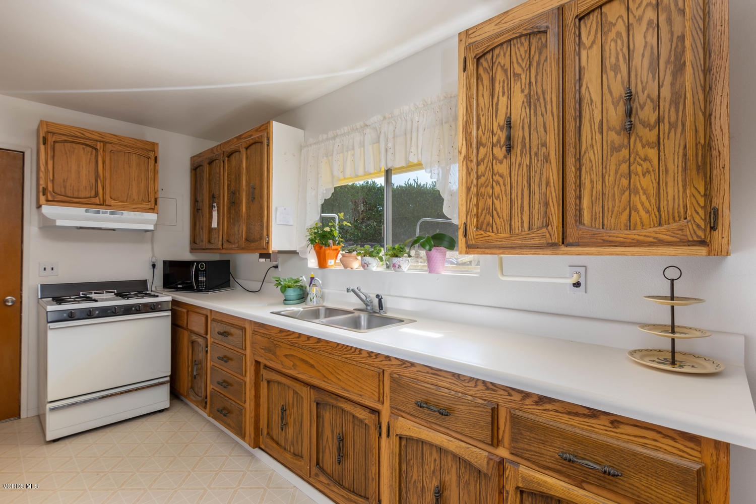 4150 Donlon Road Somis, CA 93066 - Photo 27 of 42 4150 Donlon Rd Somis CA 93066-026-030-St