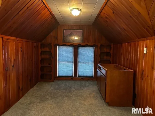 $230,000 | 609 West Adams Street, Taylorville, IL 62568