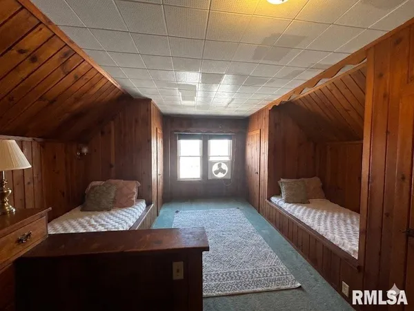 $230,000 | 609 West Adams Street, Taylorville, IL 62568
