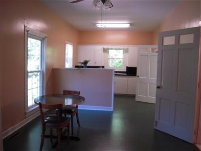 261 Rainey Road Greenville, SC 29609 - Photo 13 of 25