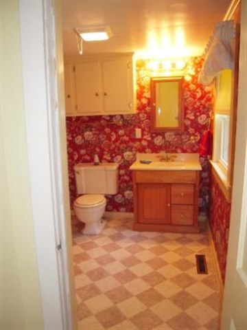 261 Rainey Road Greenville, SC 29609 - Photo 10 of 25