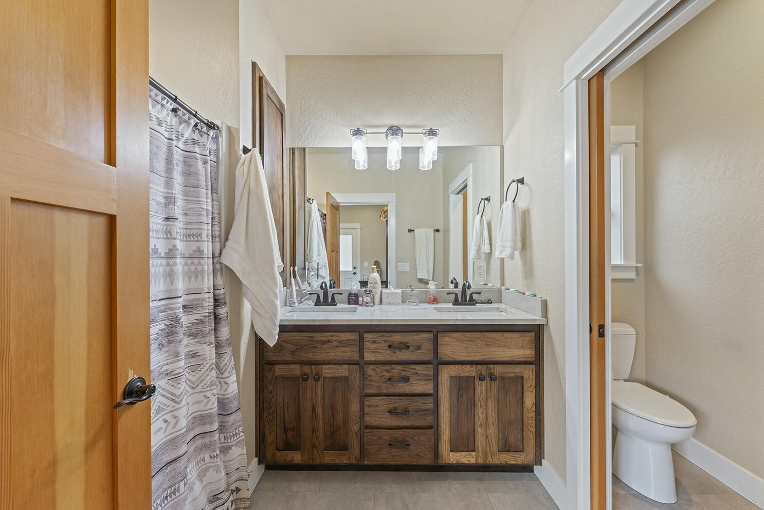 625 Cherry Street Central Point, OR 97502 - Photo 20 of 33 20