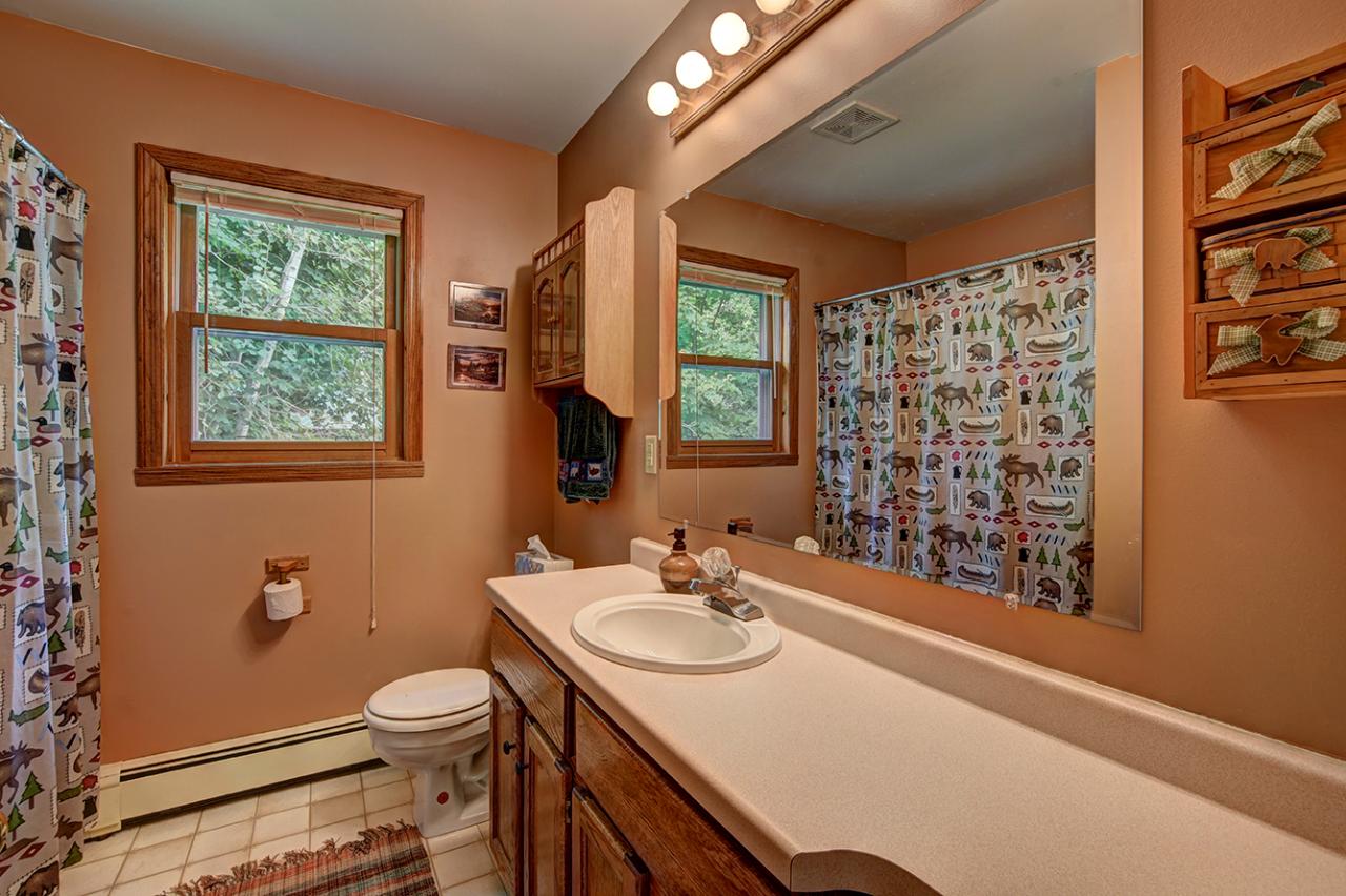 2716 Apple Lane Rhinelander, WI 54501 - Photo 12 of 20 Gallery Image 12