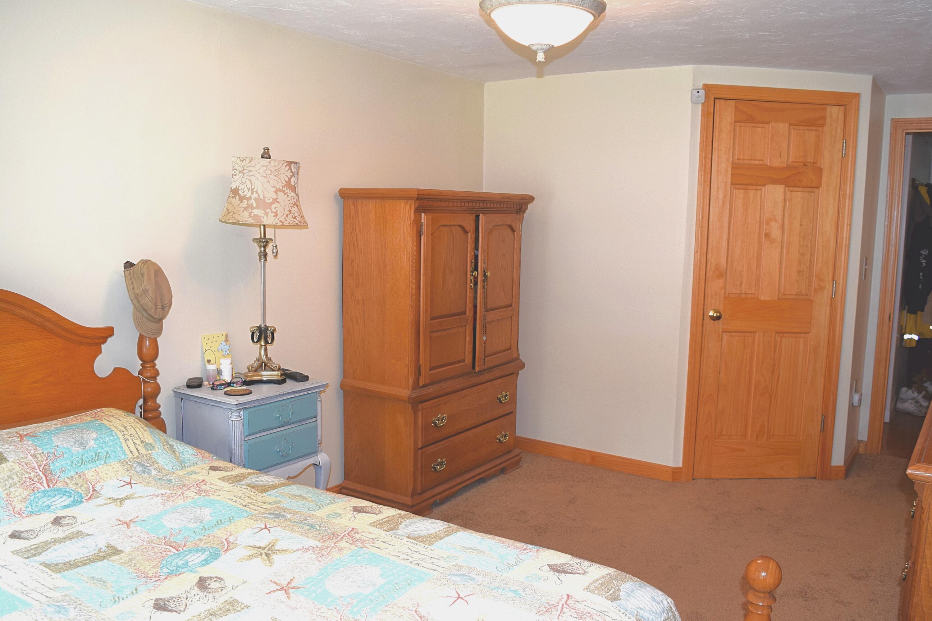 506 County Road Pocasset, MA 02559 - Photo 12 of 15 506 County bed 3 (1)