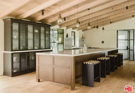 $4,000,000 | 3655 McAnany Way, Malibu, CA 90265