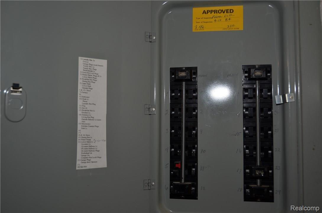 5533 Blood Road Metamora, MI 48455 - Photo 28 of 42 2015BloodRdHouse042.JPG